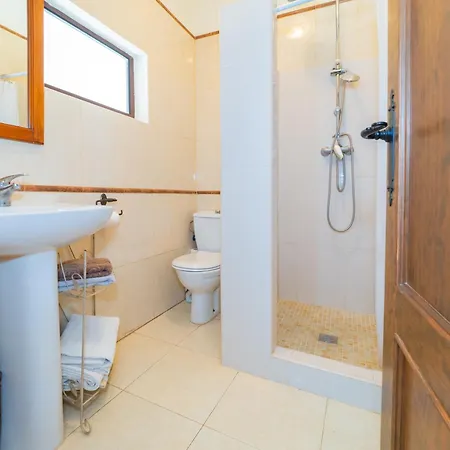 Cubo's La Cimada 3 Bed&breakfast Gæstehus